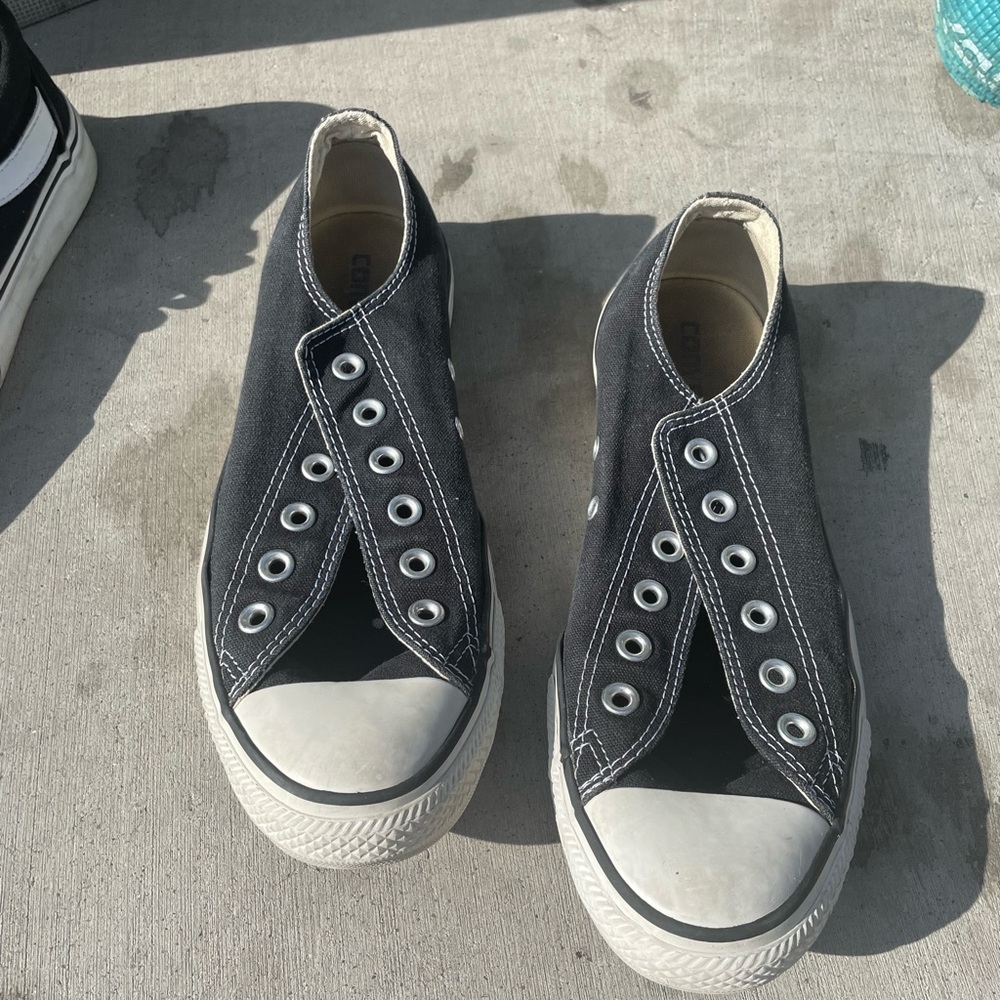 Black converse size 8